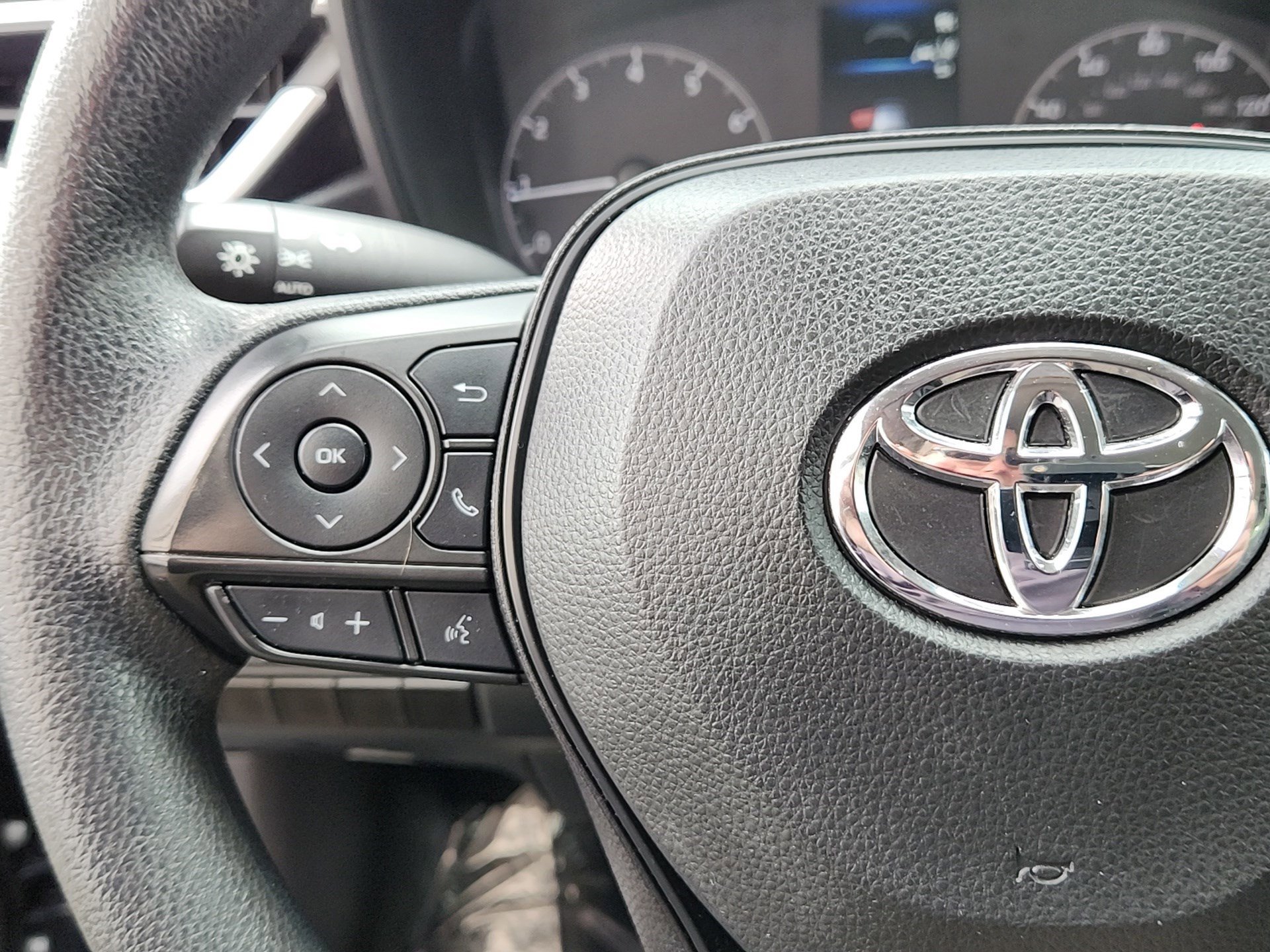 Certified Used 2023 Blueprint Toyota LE image 17