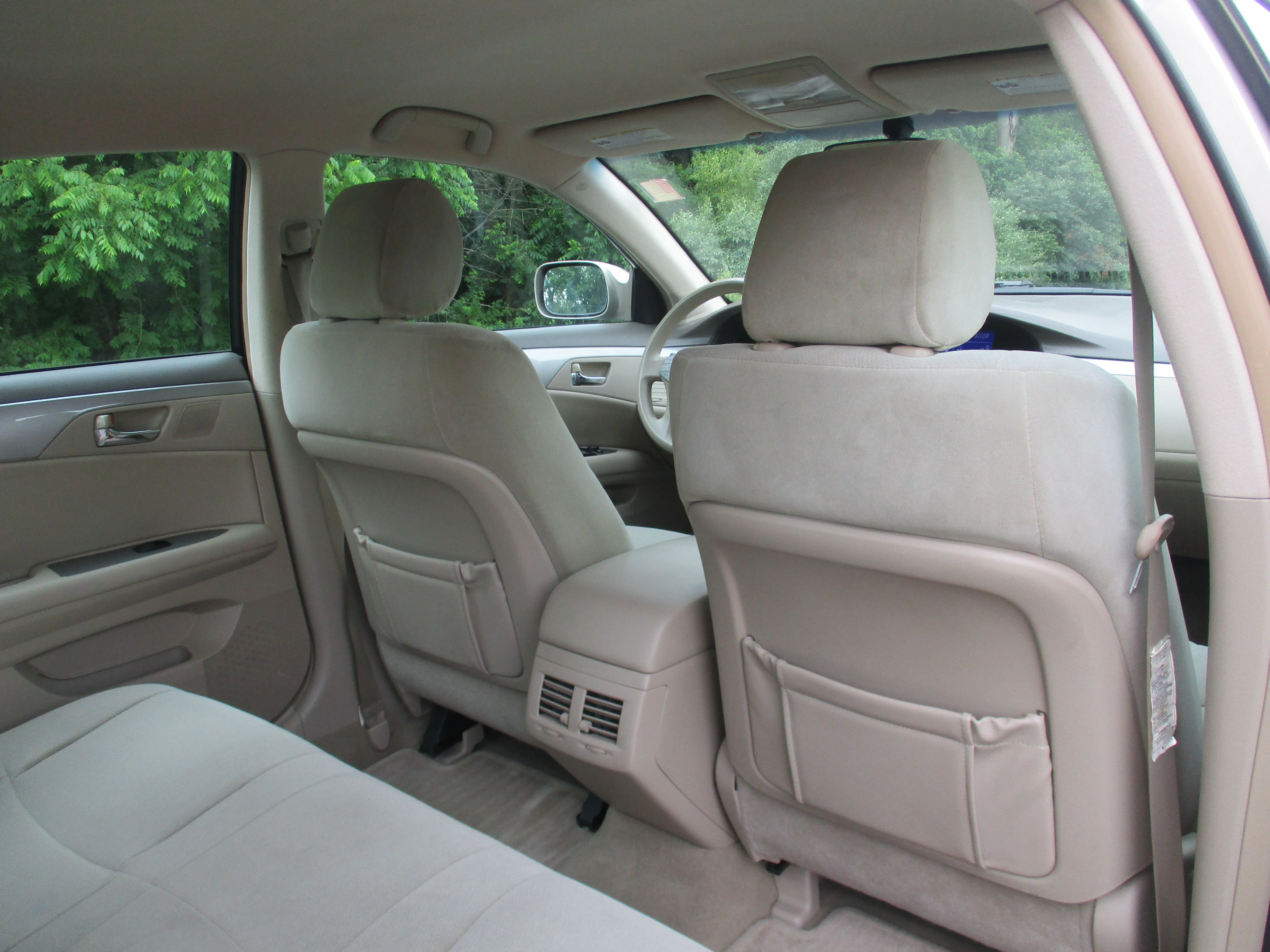 Used 2007 Beige Toyota  image 39