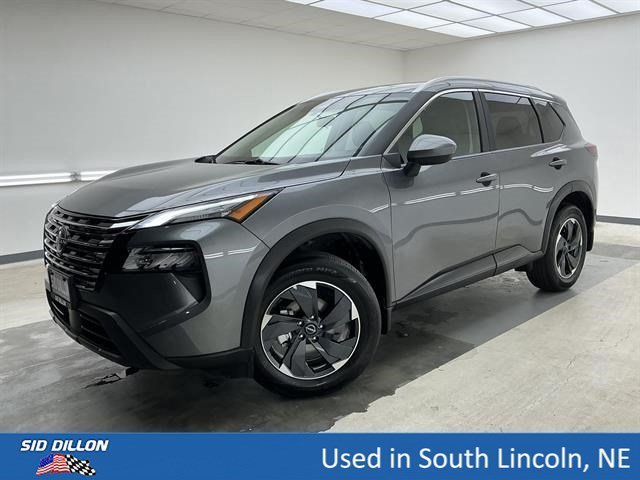 Used 2025 Gun Metallic Nissan SV image 2