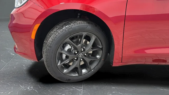 New 2026 Red Hot Pearl-Coat Exterior Paint Chrysler Select image 29