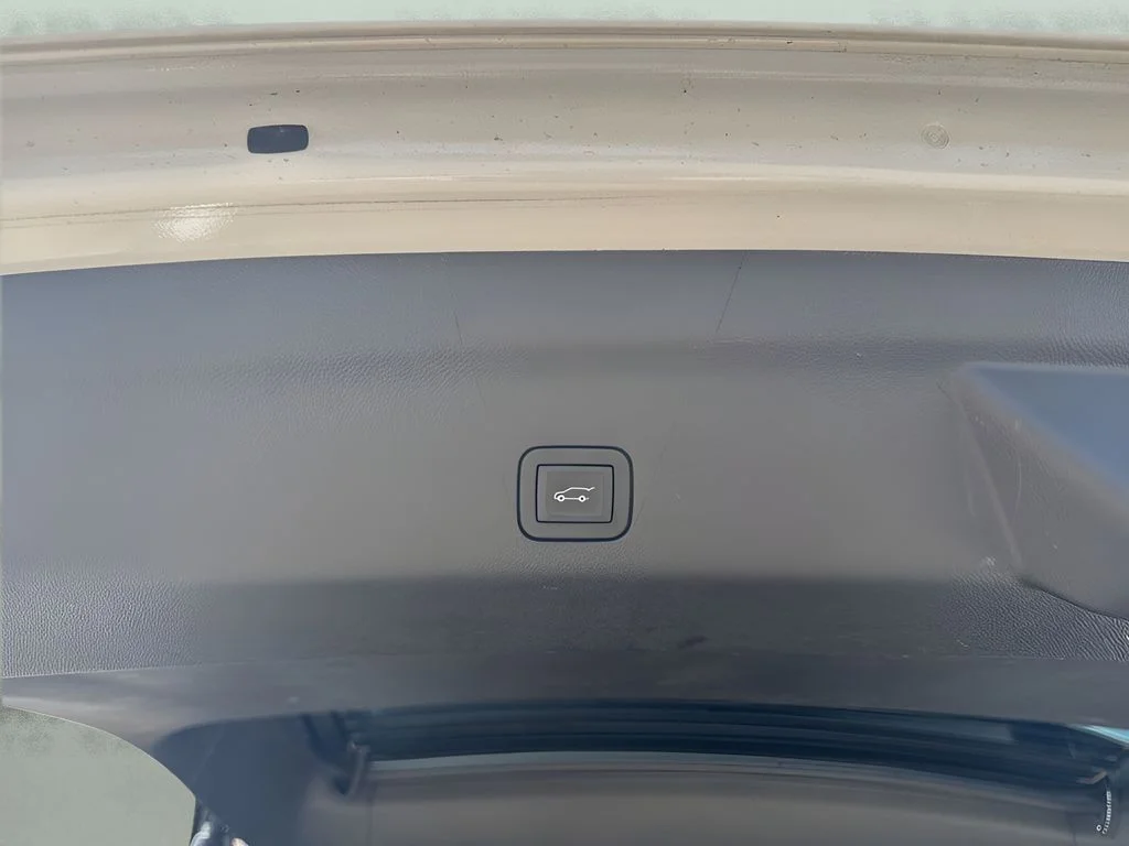 Used 2025 Beige Chevrolet Z71 image 11