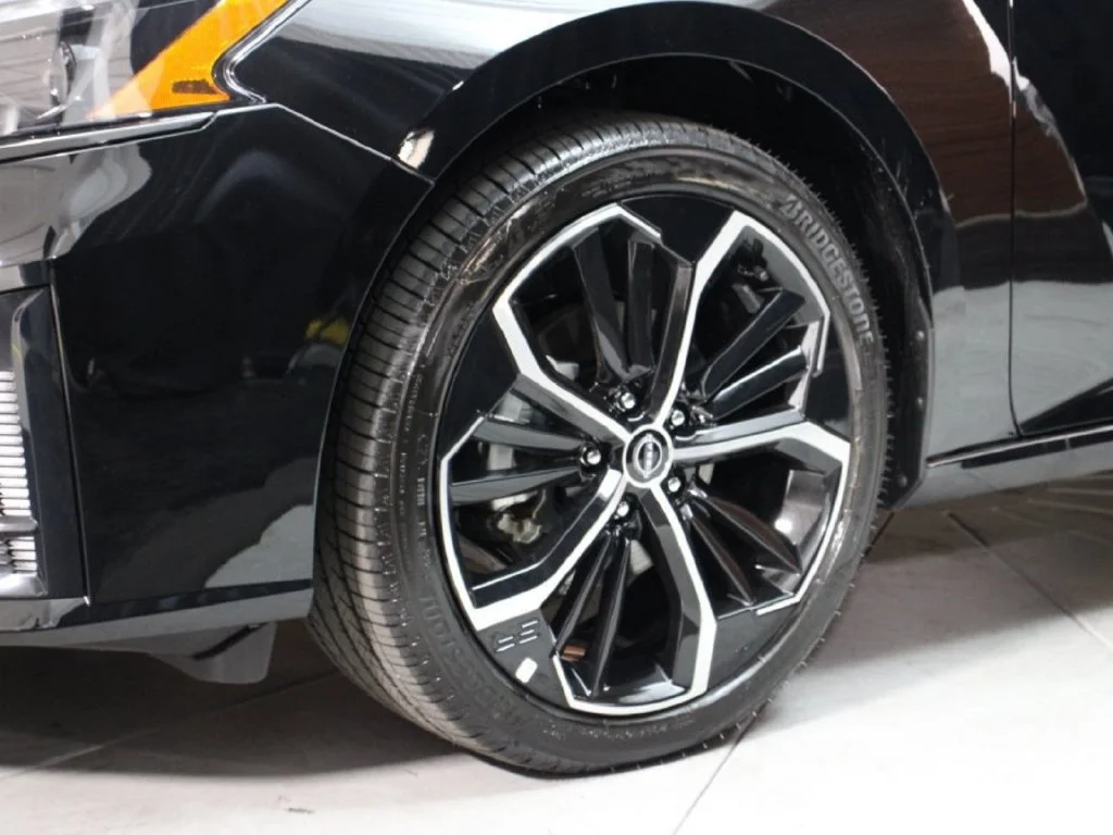 New 2026 Super Black Nissan SR image 28