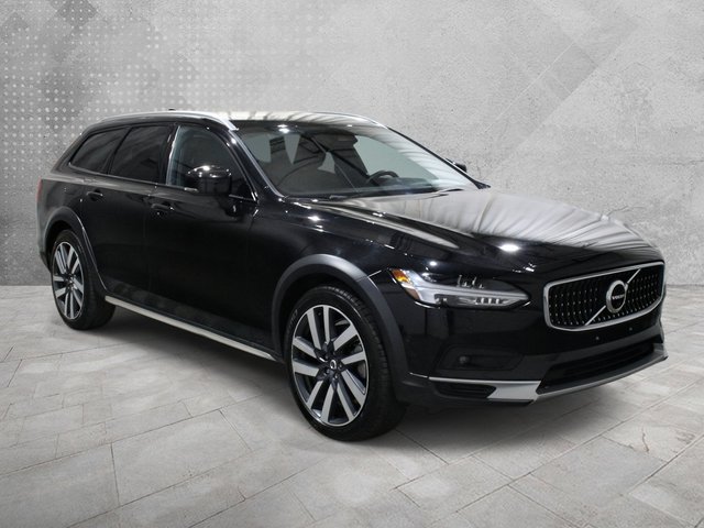 2023 Volvo V90 Cross Country Ultimate