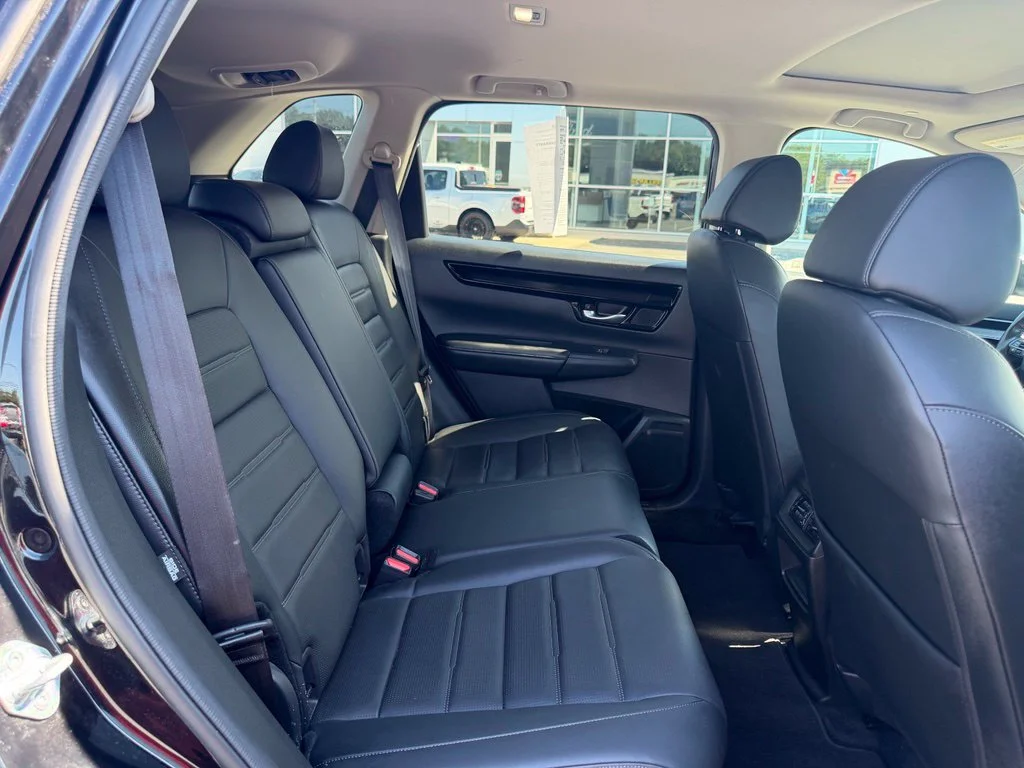 Used 2023 Black Honda EX-L image 37