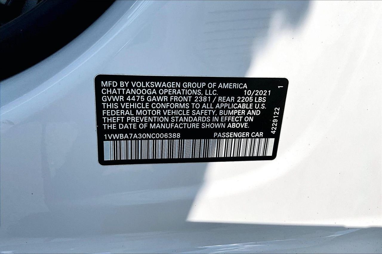 Used 2022 Pure White Volkswagen 2.0T Limited Edition image 3