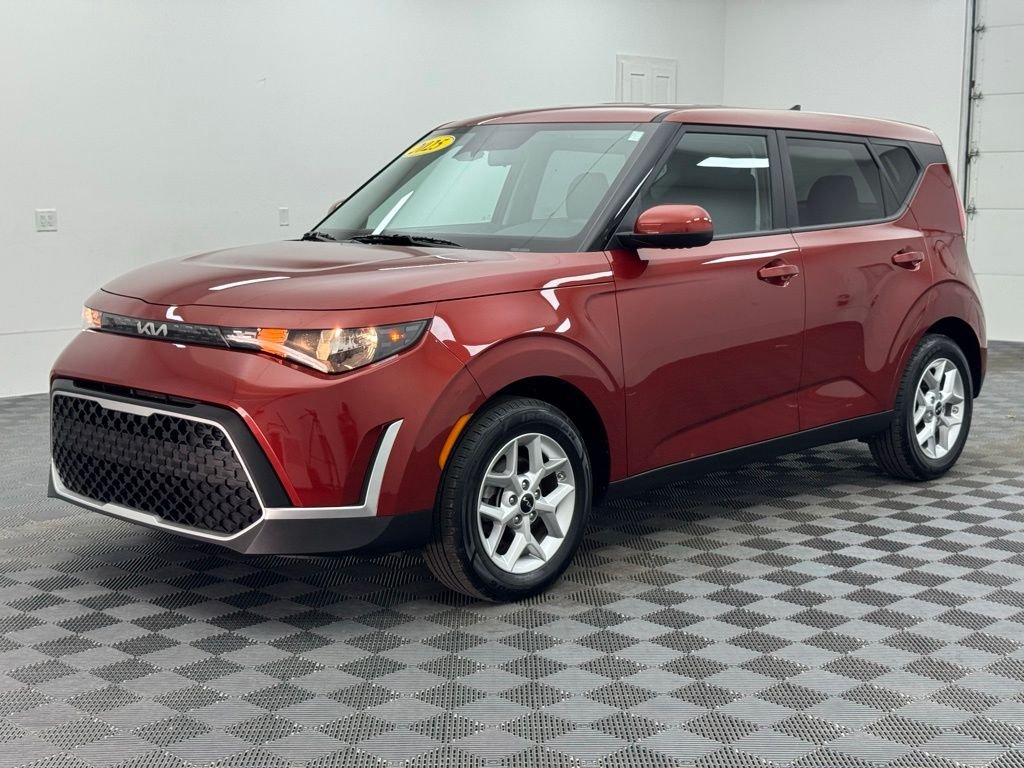 Used 2025 Mars Orange Kia LX image 2