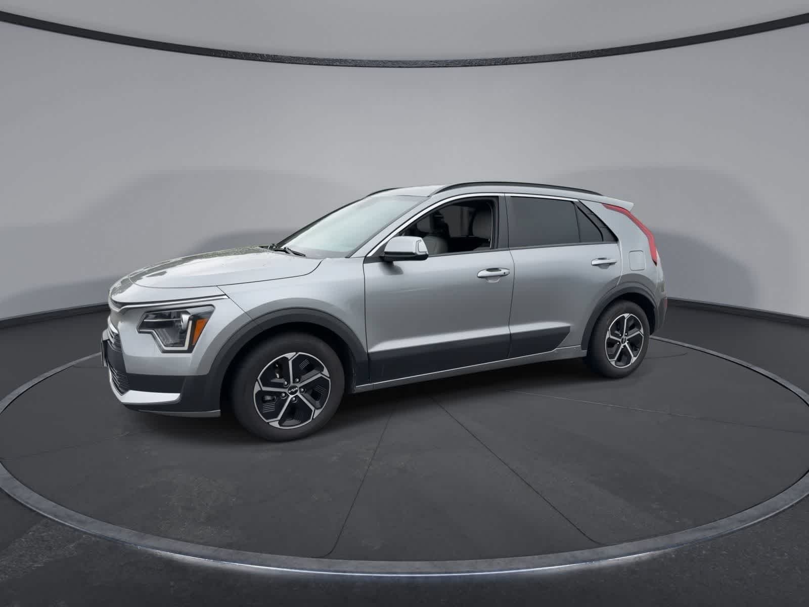 Used 2023 Steel Gray Kia EX image 4