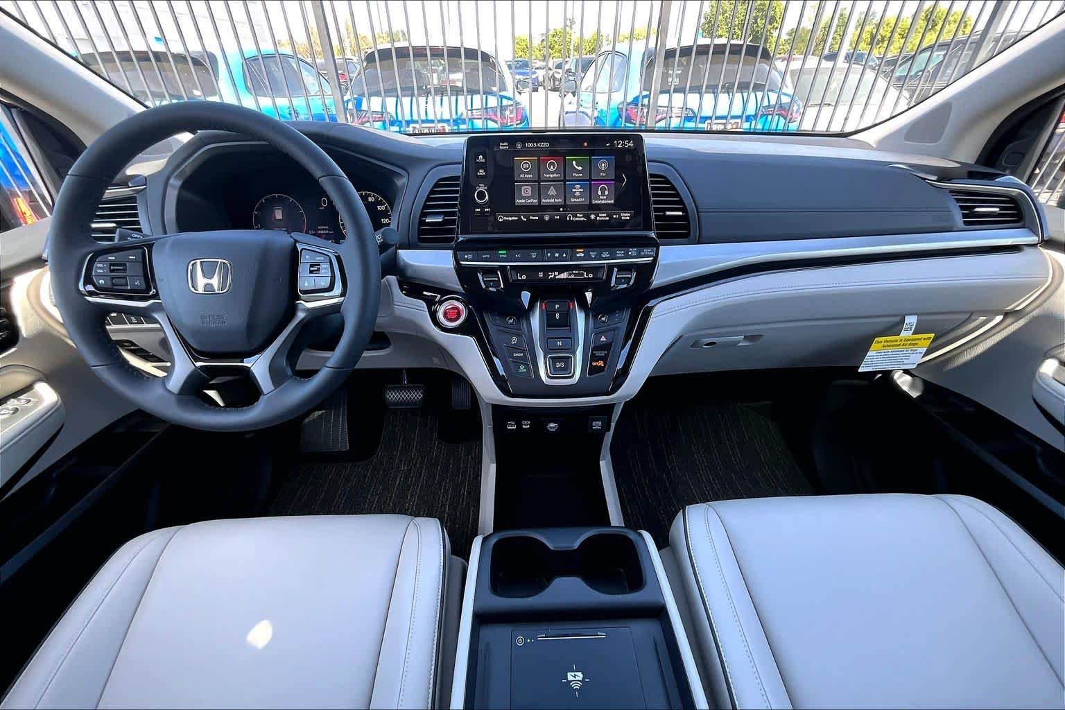 New 2026 Modern Steel Metallic Honda Touring image 5