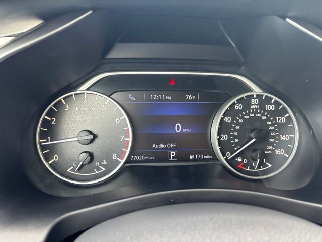 Certified Used 2017 Black Nissan SL image 21