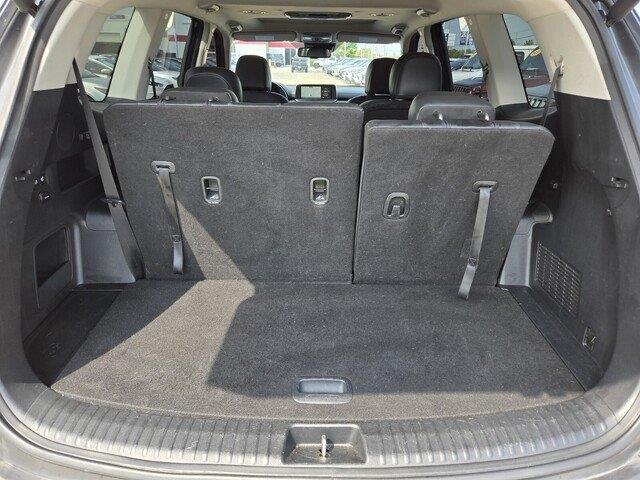 Used 2022 Gravity Grey Kia EX image 31