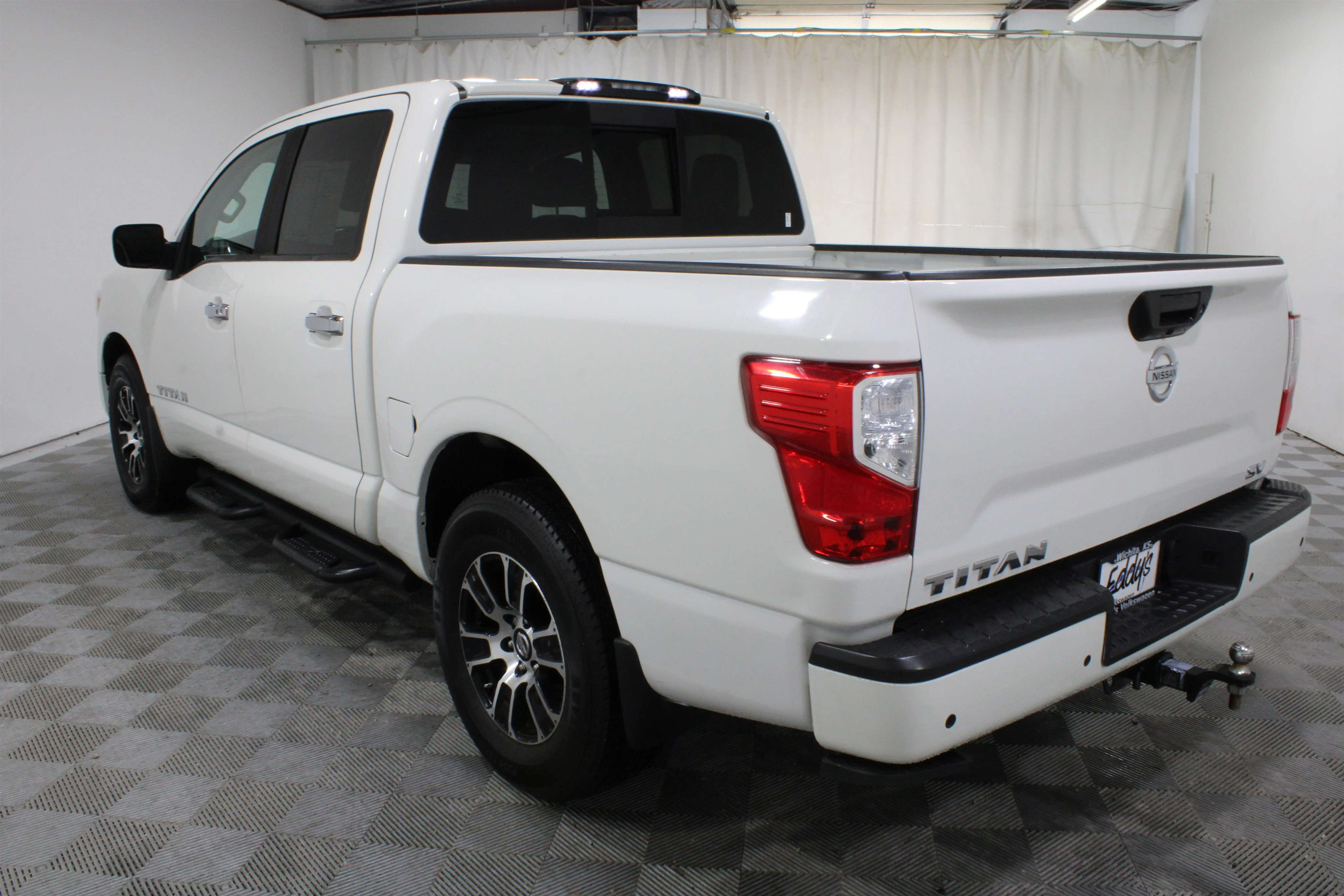 2021 Nissan Titan SV - Photo 28