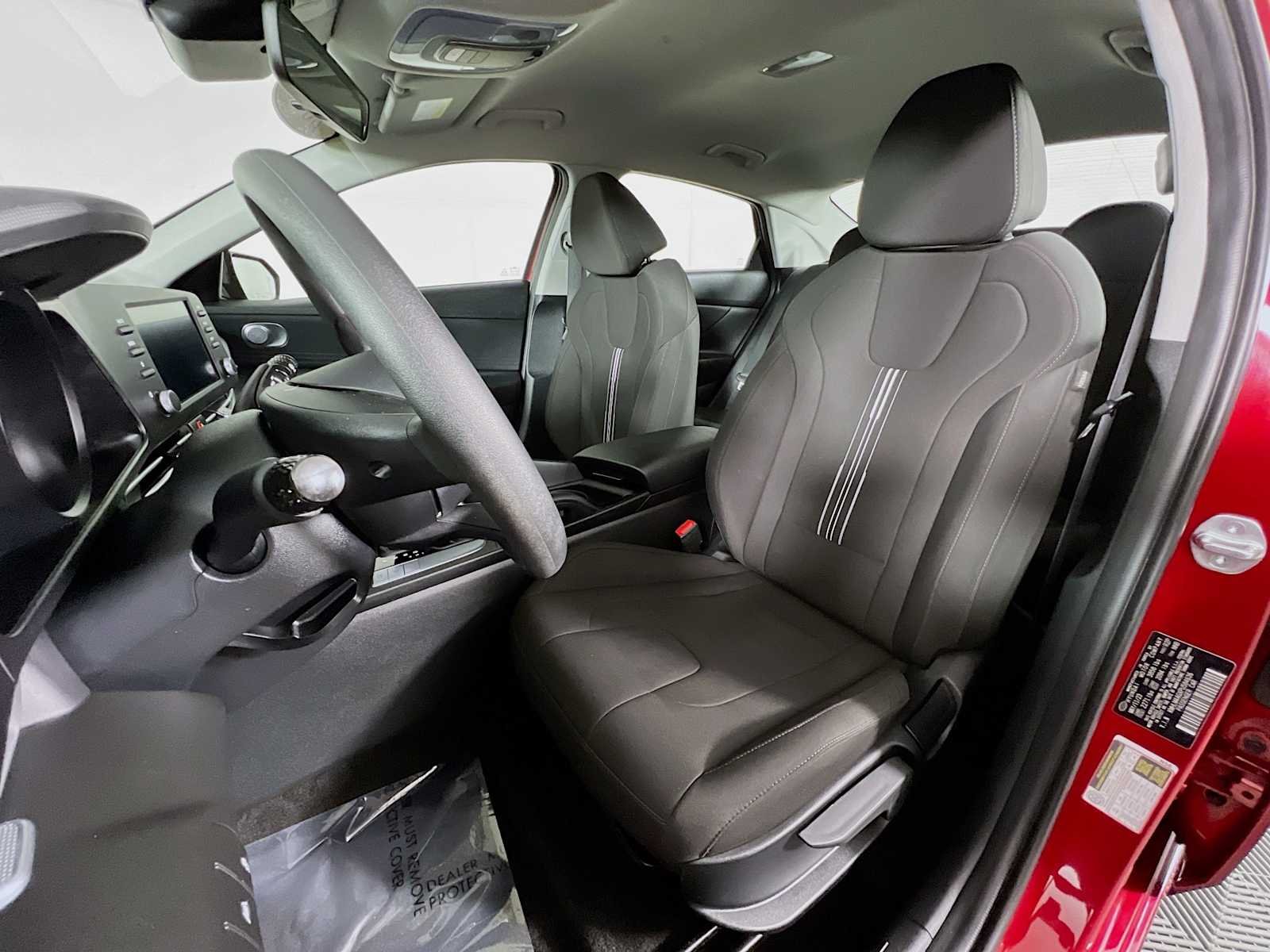 Used 2023 Ultimate Red Hyundai SEL image 20