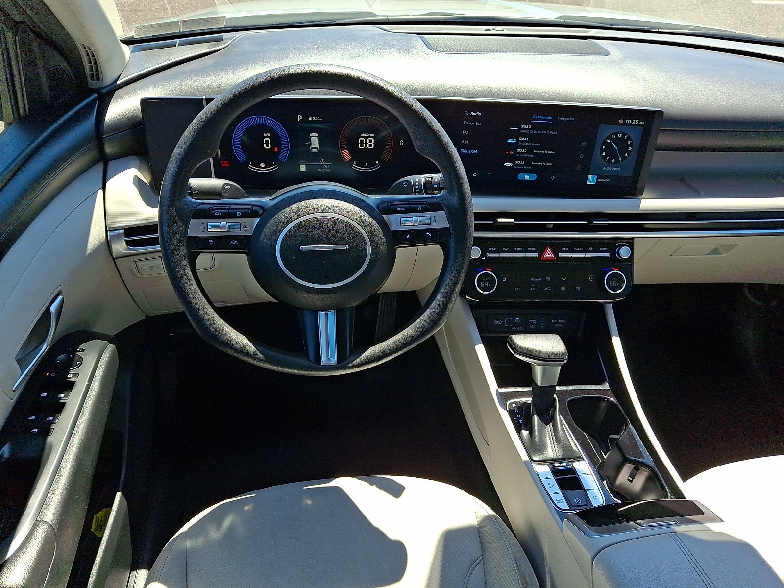 Used 2025 Shimmering Silver Hyundai SEL image 10