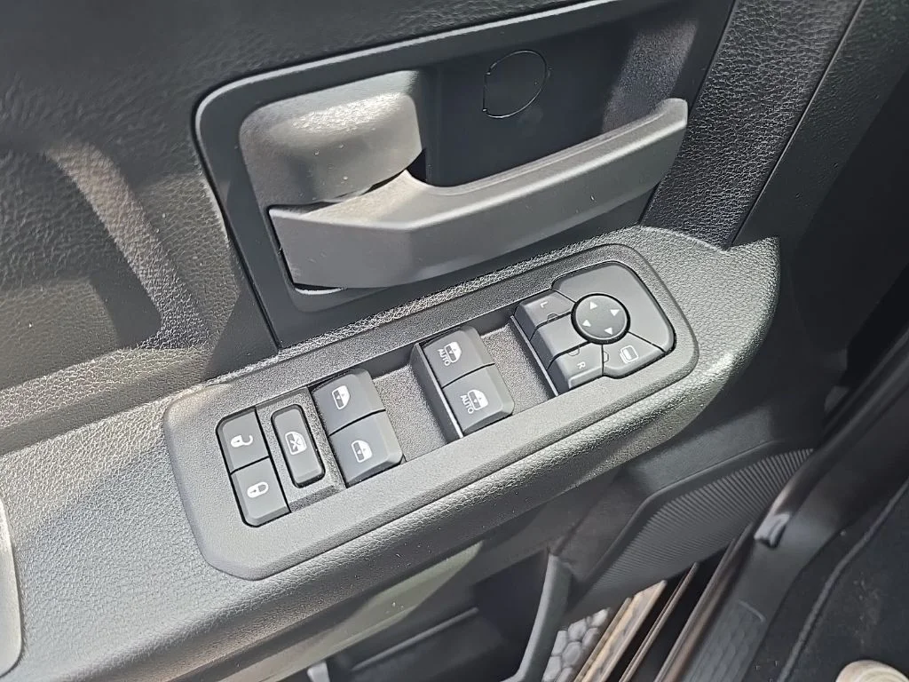 2025 RAM 2500 Tradesman - Photo 15