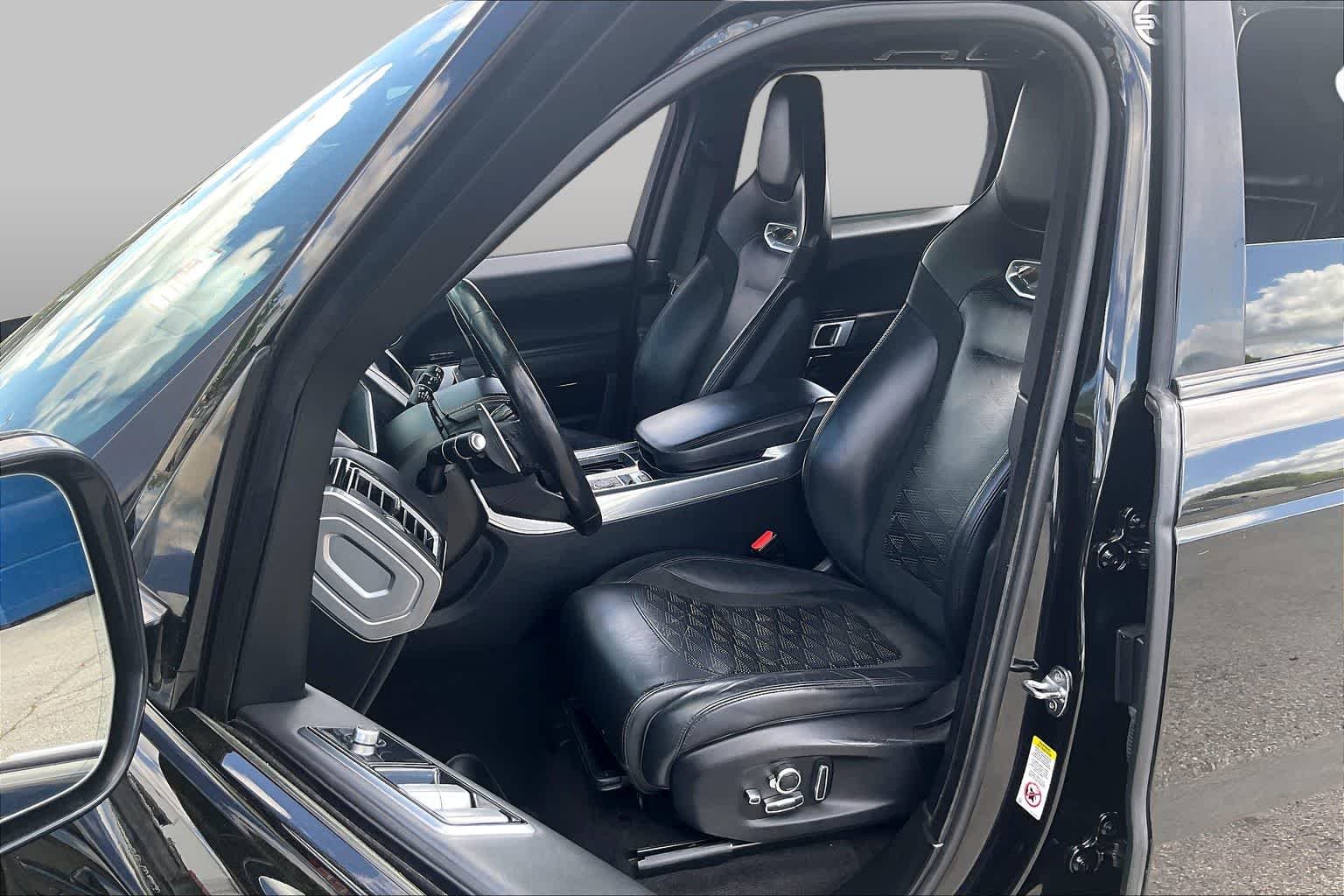 Used 2020 Ligurian Black Metallic Land Rover SVR image 8