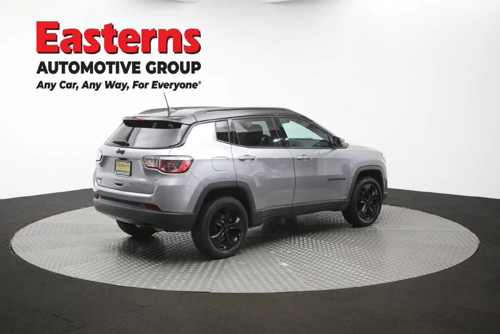 Used 2020 Silver Jeep Latitude image 42