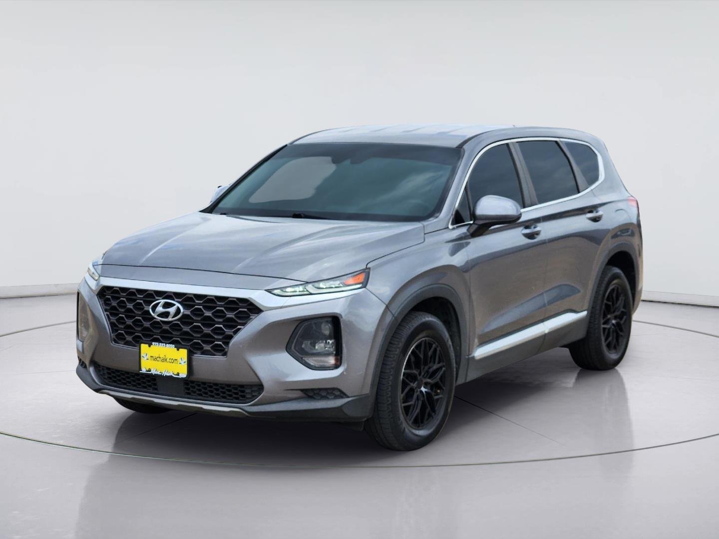 Certified Used 2019 Machine Gray Hyundai SE image 3