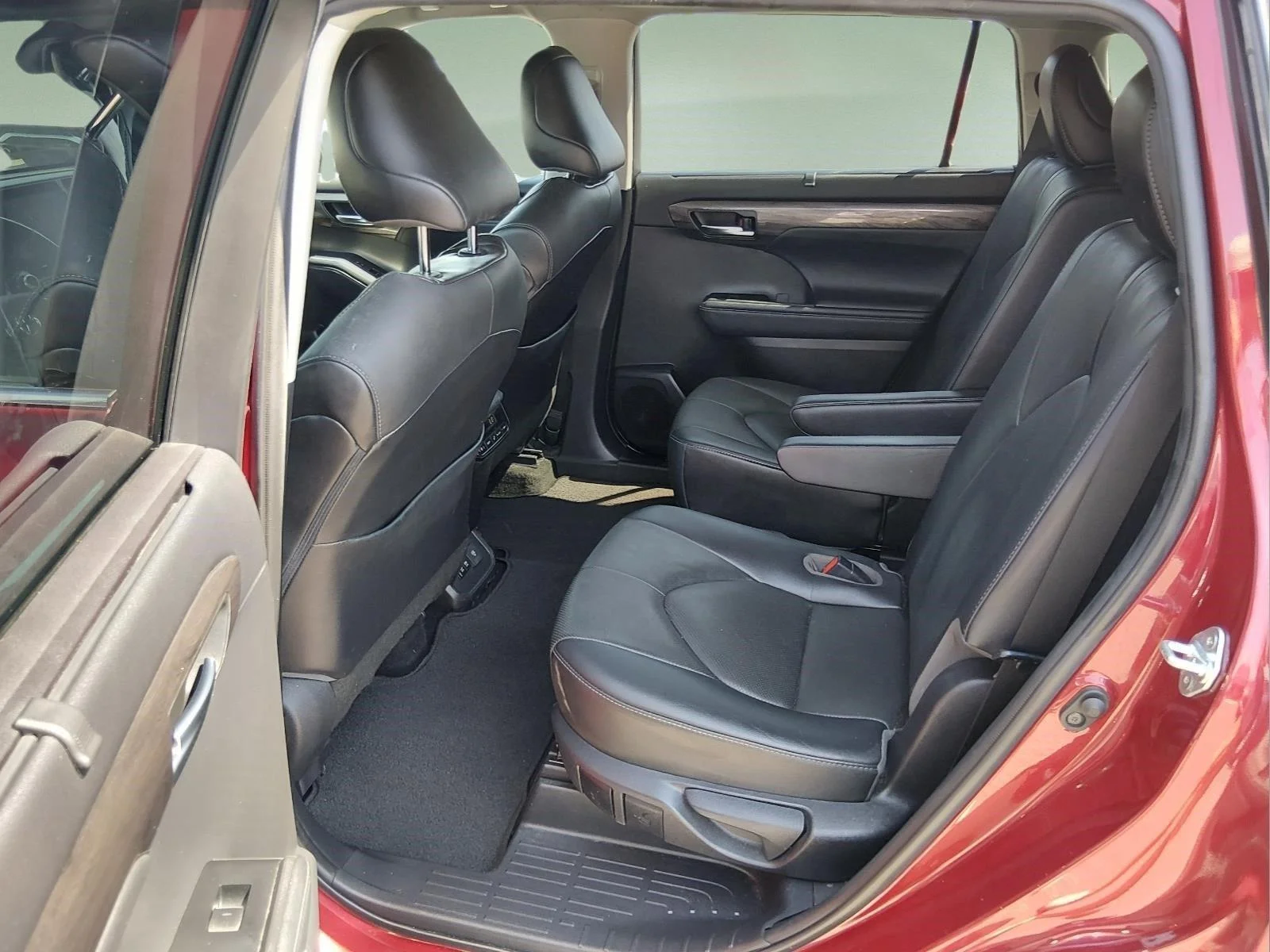 Used 2021 Ruby Flare Pearl Toyota Limited image 19