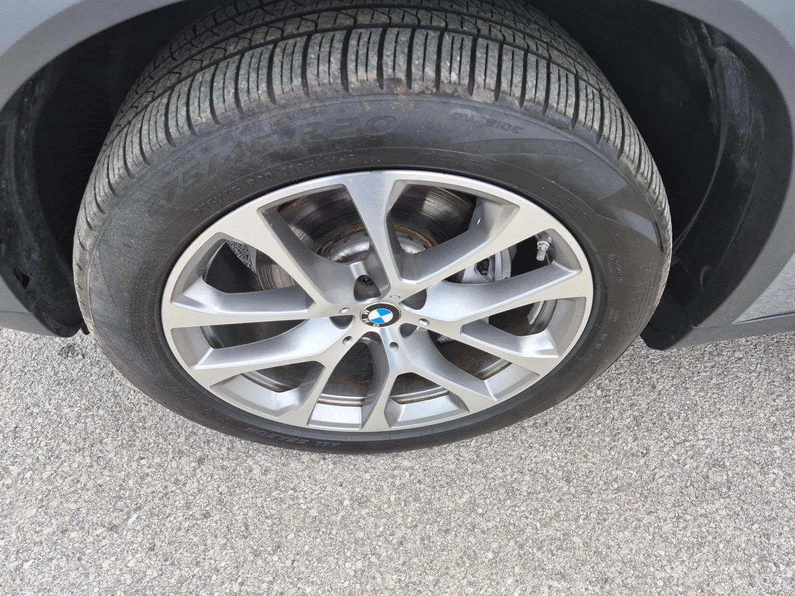 Certified Used 2025 Skyscraper Grey Metallic BMW xDrive40i image 10