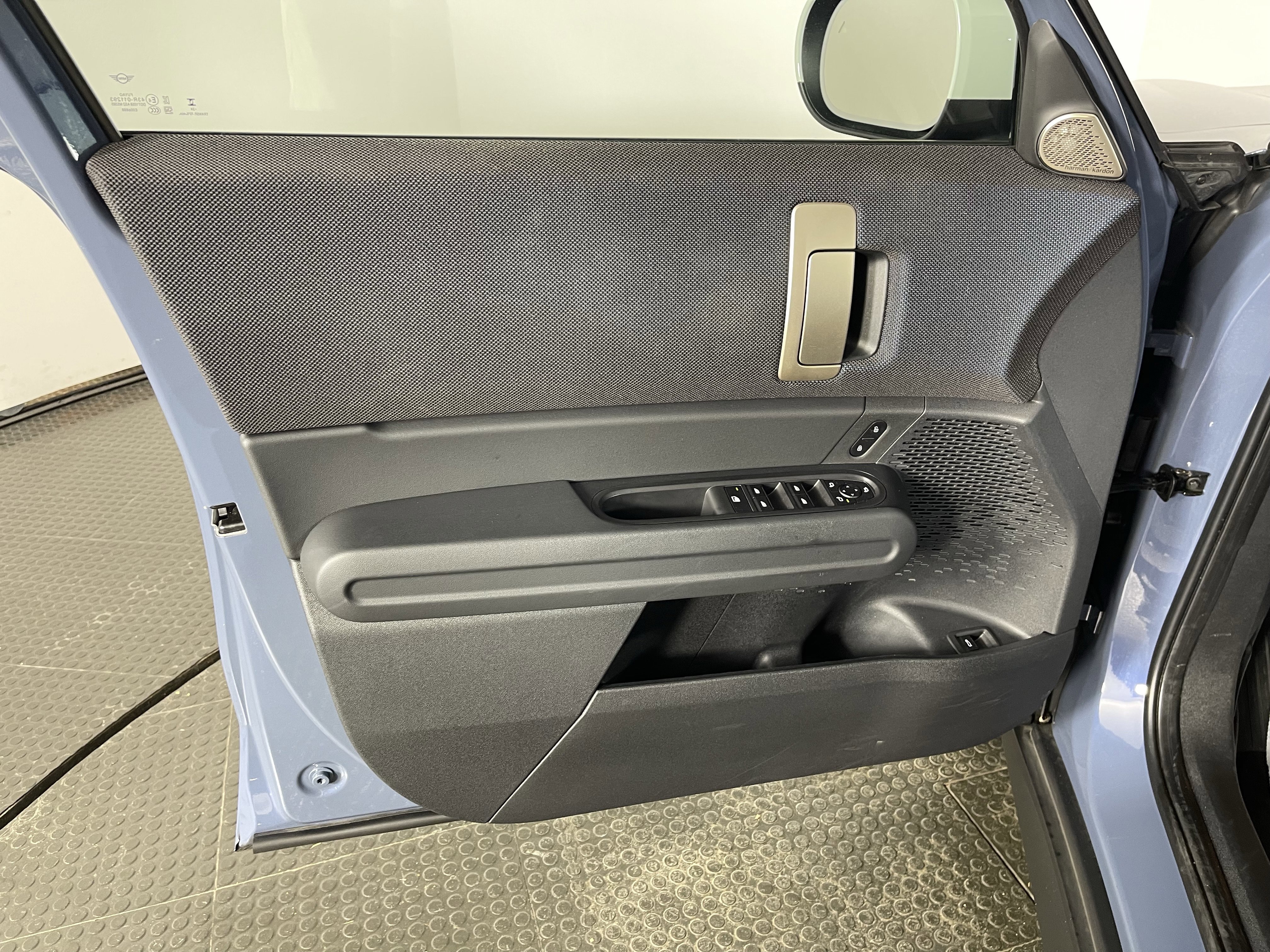 2025 MINI Countryman S - Photo 10