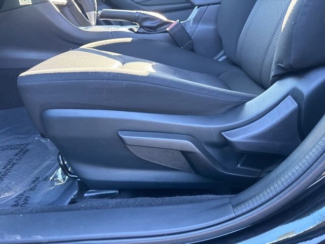 Used 2023 Black Subaru Base image 14