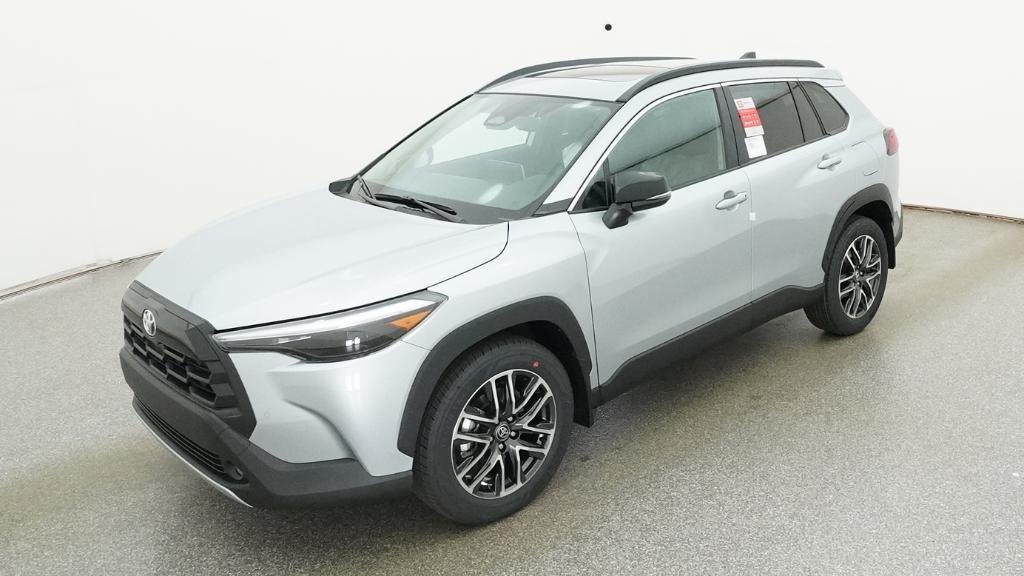 2026 Toyota Corolla Cross XLE FWD's photo