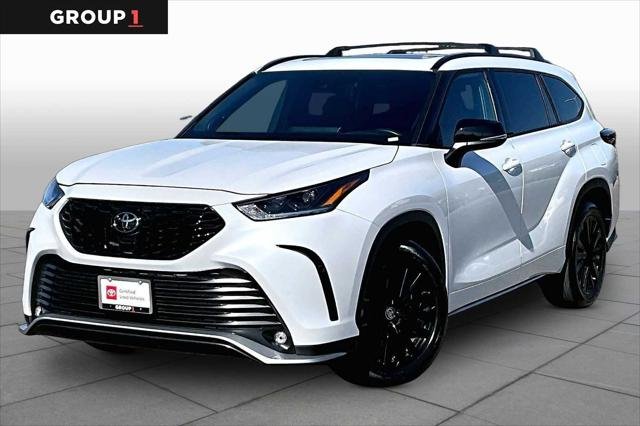 Certified Used 2024 WIND CHILL PEARL Toyota  image 1