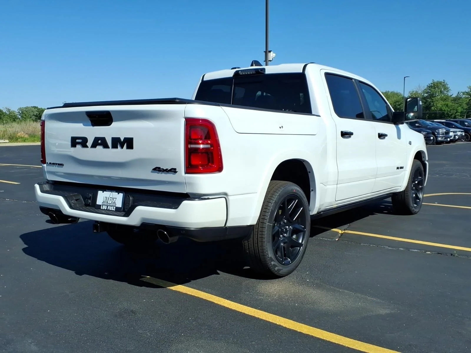 New 2026 Ivory White Tri-Coat Pearl-Coat Exterior Paint RAM Limited image 16