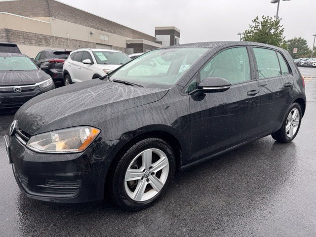 Used 2017 Black Volkswagen  image 23