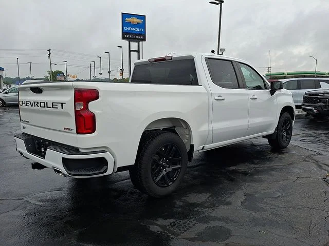 Used 2023 White Chevrolet RST image 6