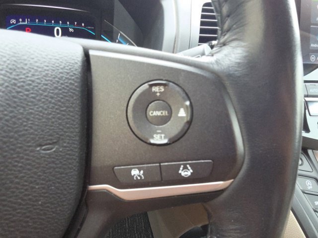 Used 2023 White Honda EX-L image 33