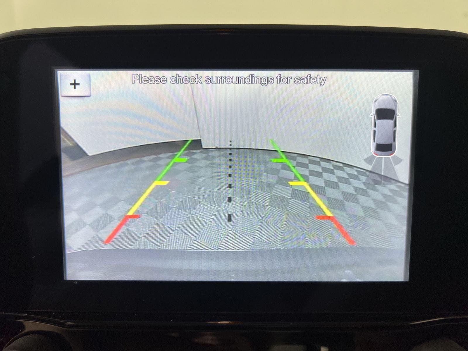 Used 2019 Shadow Black Ford SE image 5