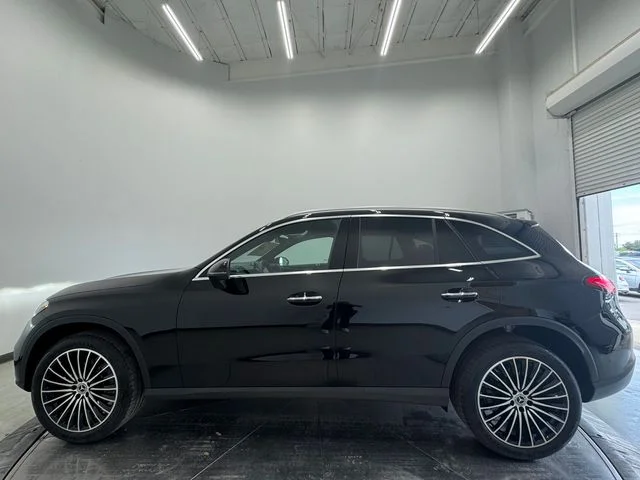 New 2026  Mercedes-Benz GLC 300 image 15