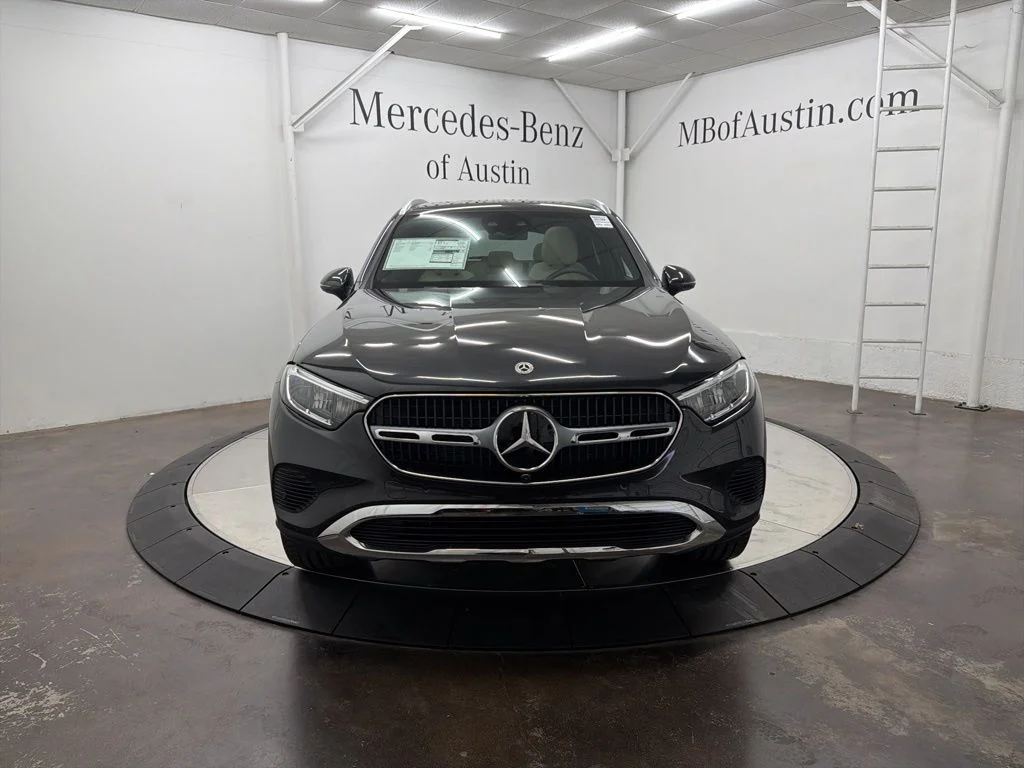 Used 2026 Gray Mercedes-Benz GLC 300 image 2