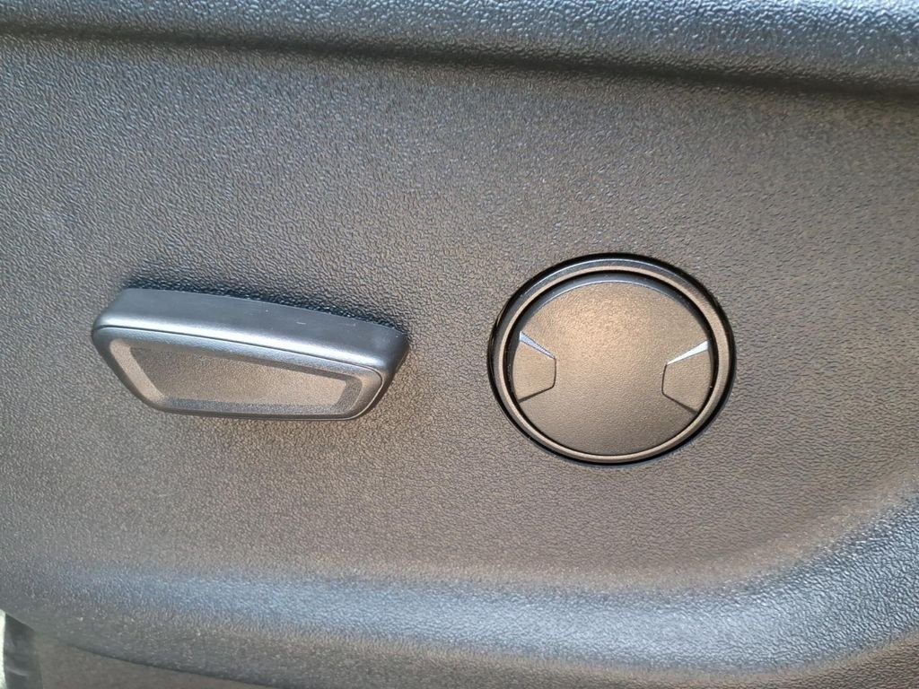 New 2026 Gray Ford XLT image 17