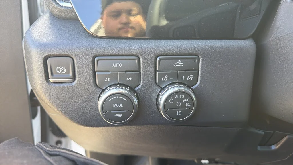New 2026 Summit White GMC Elevation image 17