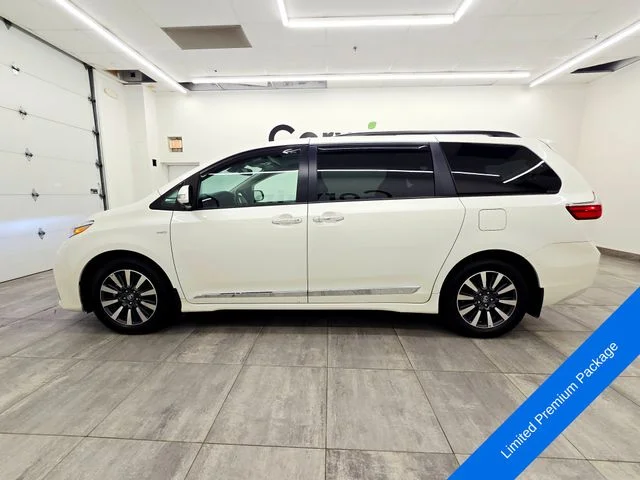 Used 2020 Blizzard Pearl Toyota Limited Premium image 2