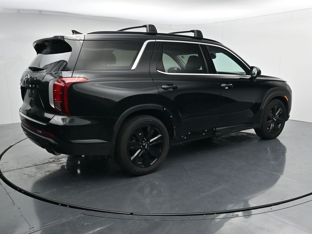 Used 2023 Black Hyundai XRT image 8