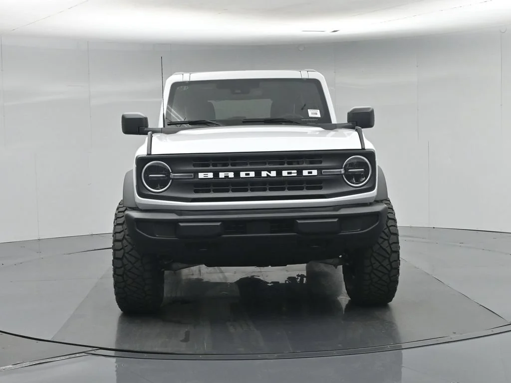 New 2026 Oxford White Ford Base image 22