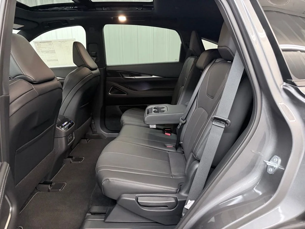 New 2027 GRAPHITE SHADOW INFINITI Sport AWD image 32
