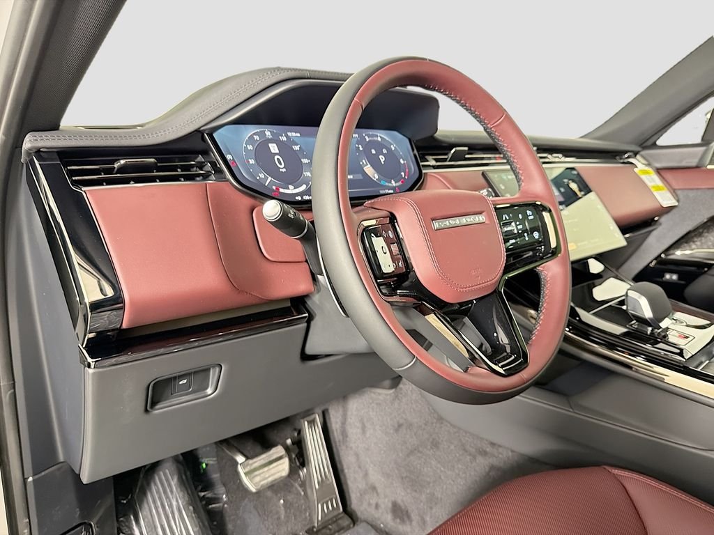 New 2026 Borasco Grey Metallic Land Rover Dynamic SE image 9