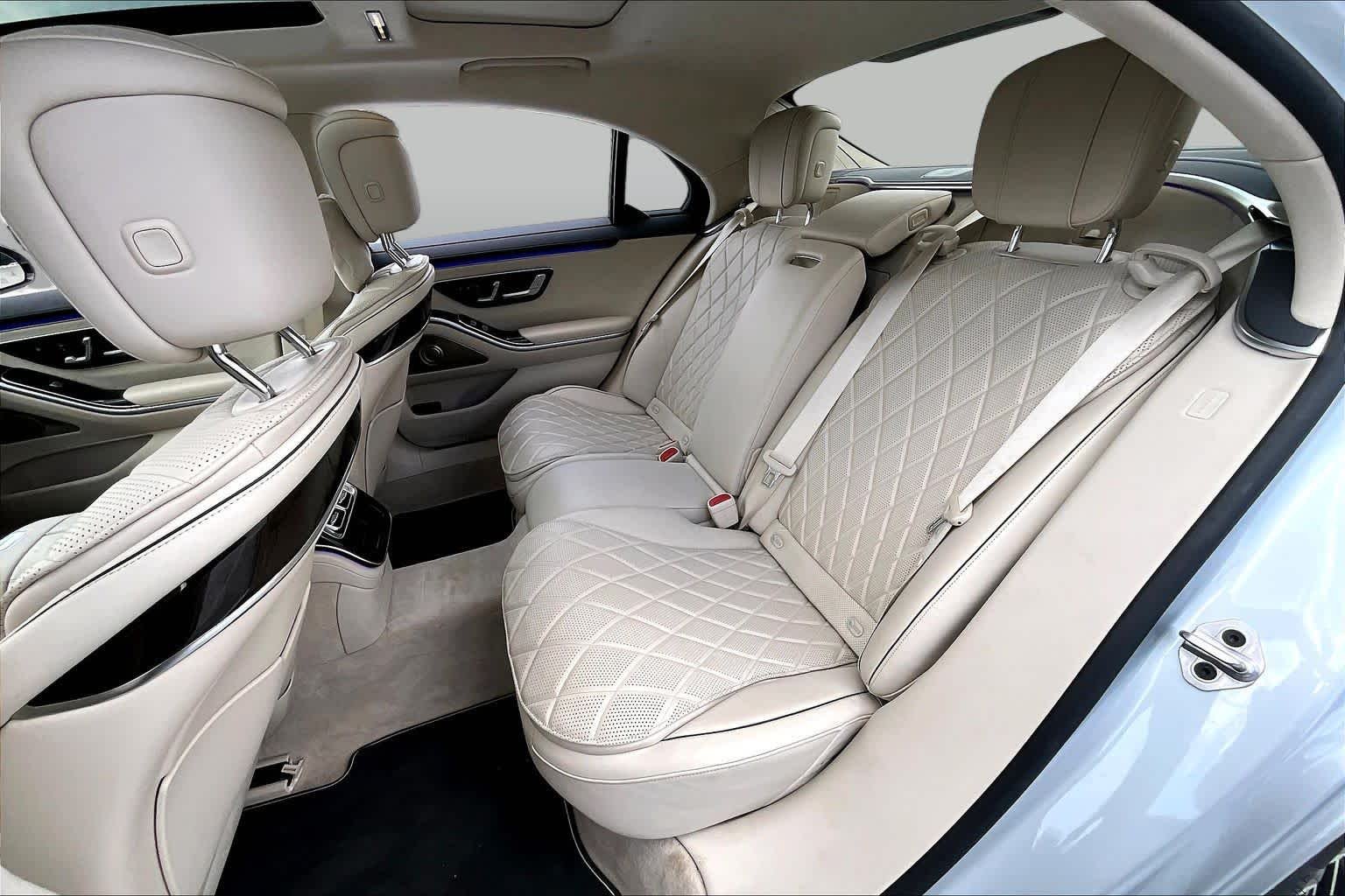 Used 2021 Cirrus Silver Mercedes-Benz S 580 image 21
