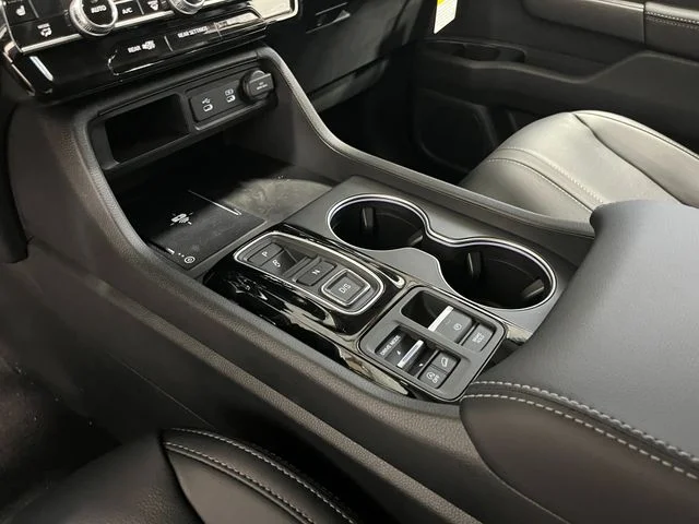 New 2026 Sonic Gray Pearl Honda Touring image 17