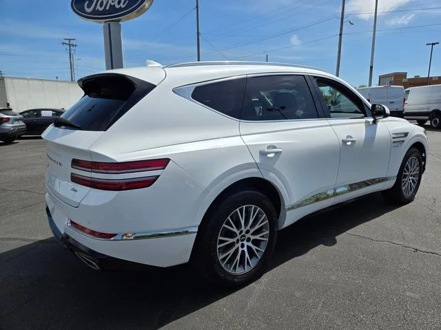 Used 2024 White Genesis 2.5T image 8