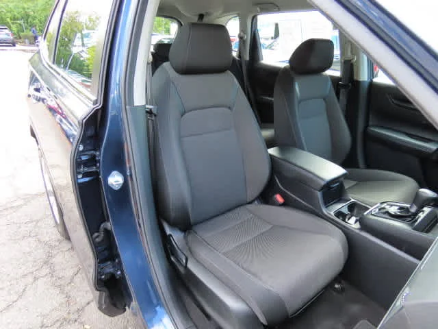 2024 Honda CR-V LX - Photo 15