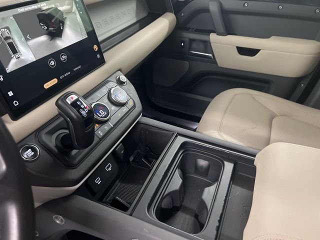 2023 Land Rover Defender S - Photo 34