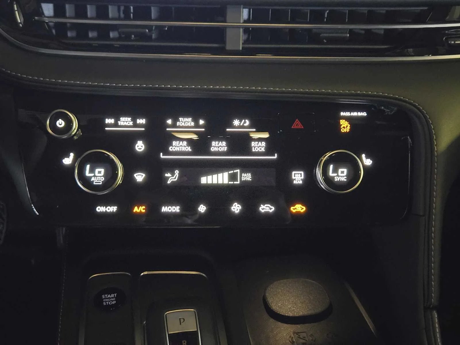 New 2027 BLACK OBSIDIAN INFINITI Luxe AWD image 13