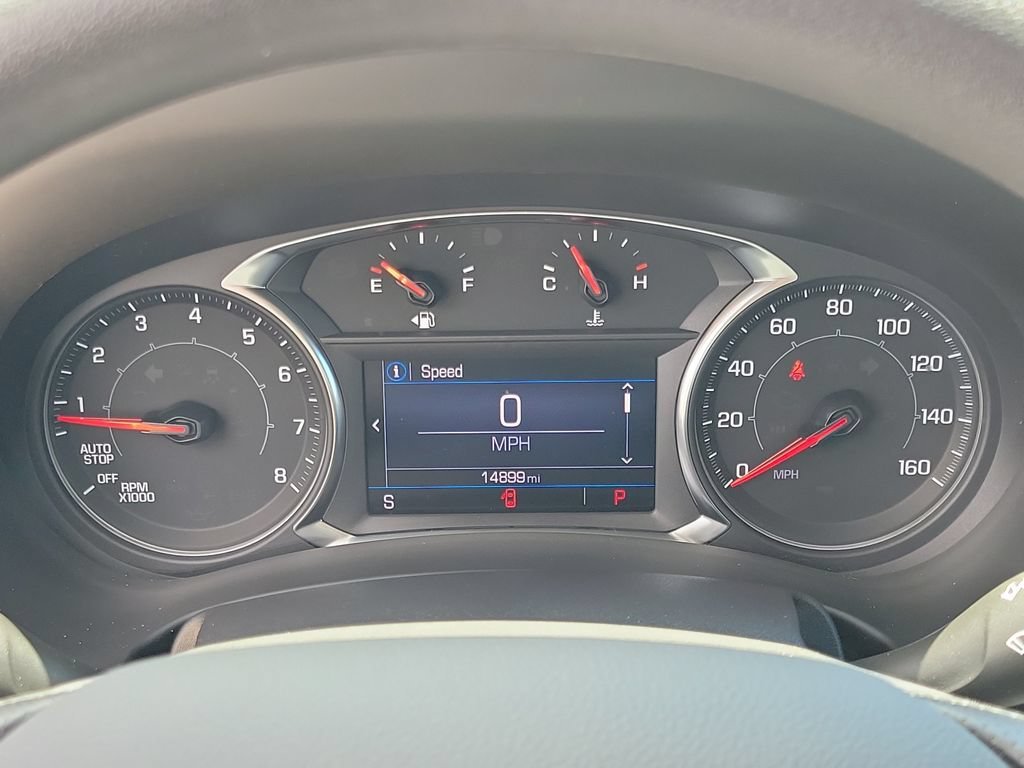 Used 2022 Summit White GMC SLE image 26