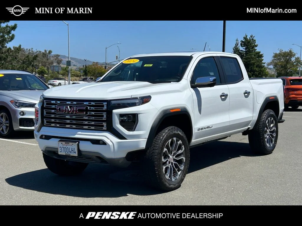 2024 GMC Canyon 4WD Denali Crew Cab Short Box's photo