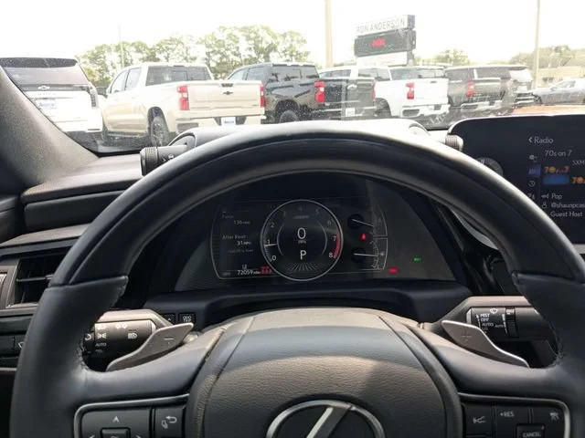 Used 2022 Caviar Lexus ES 350 Ultra Luxury image 29